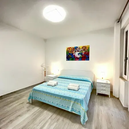 Ida Palace, New Deluxe Seafront Apartment
