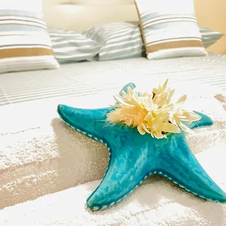 Ida Palace, New Deluxe Seafront Apartment